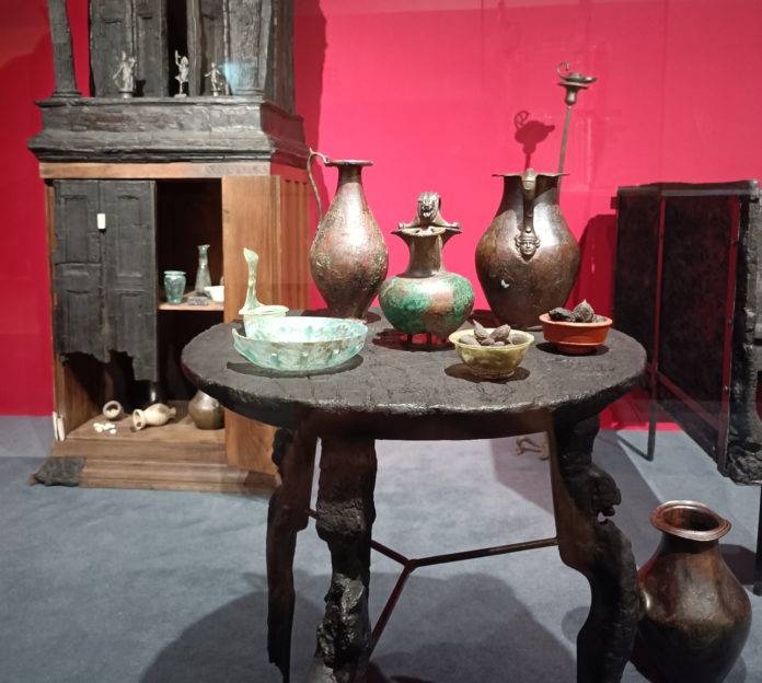 mostra legno