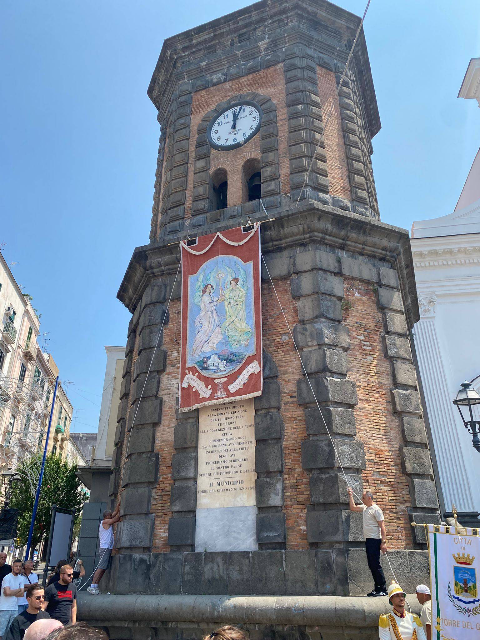 alzabandiera 