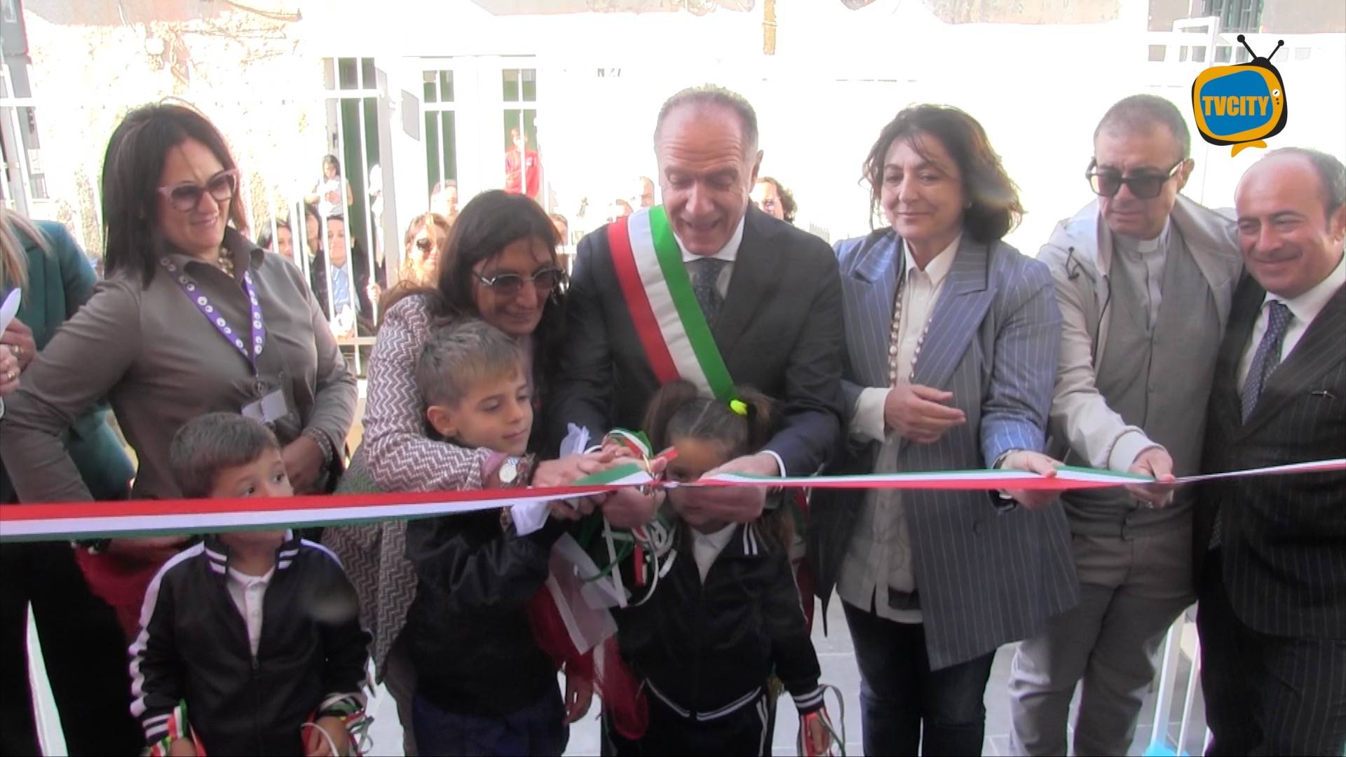 Riapre il plesso Orsi, una giornata di festa per la scuola e il territorio