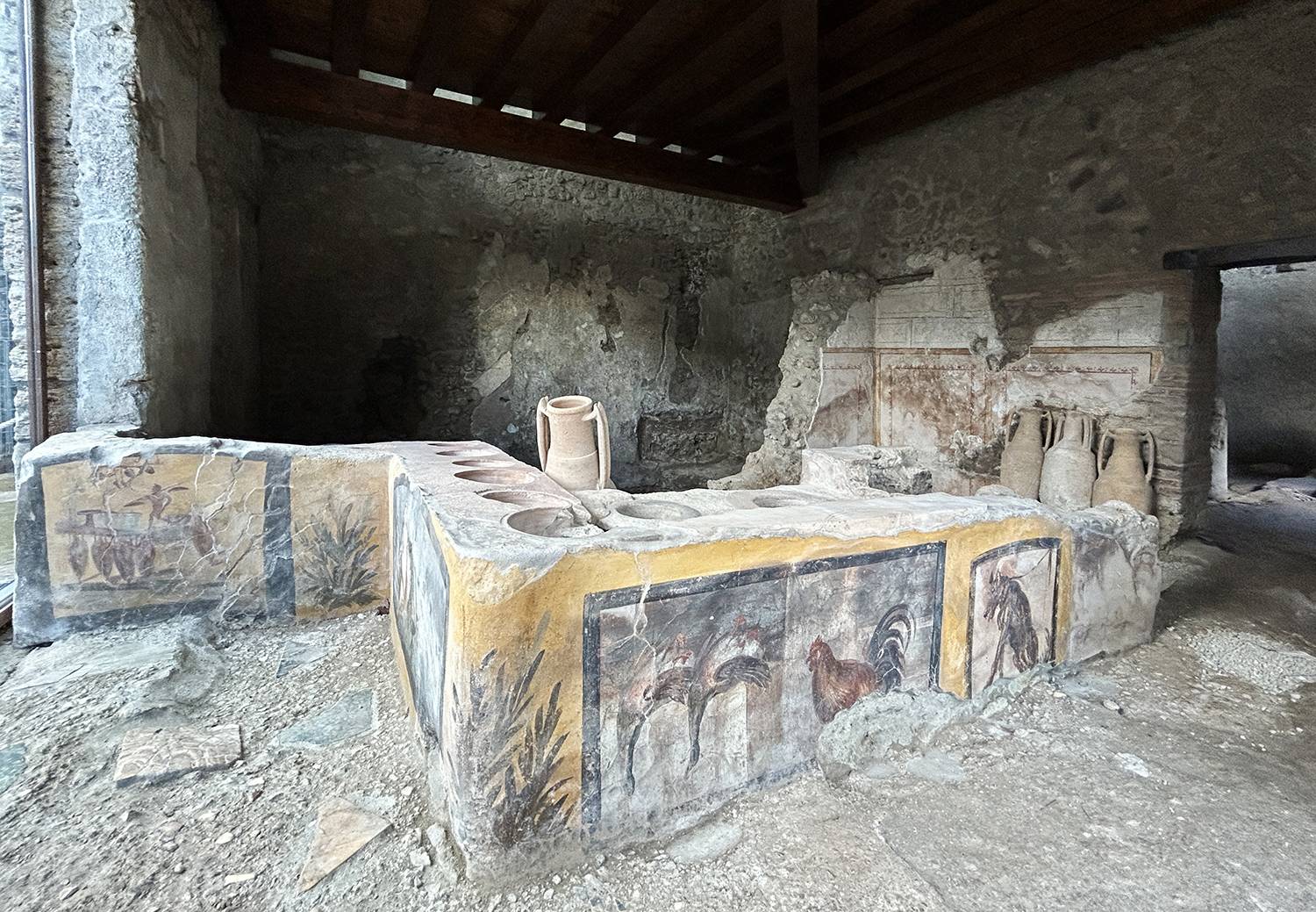 Un soffio di Egitto in un retrobottega di Pompei, le immagini