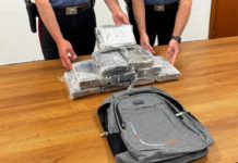 11 chili di cocaina nello zaino. Carabinieri arrestano un 35enne