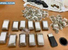 Portici: sequestrati pistola e diversi quantitativi droga dalla Polizia