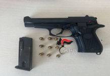 Trovata una pistola e 9 proiettili. Carabinieri arrestano un 42enne
