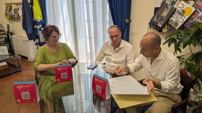 La firma del protocollo