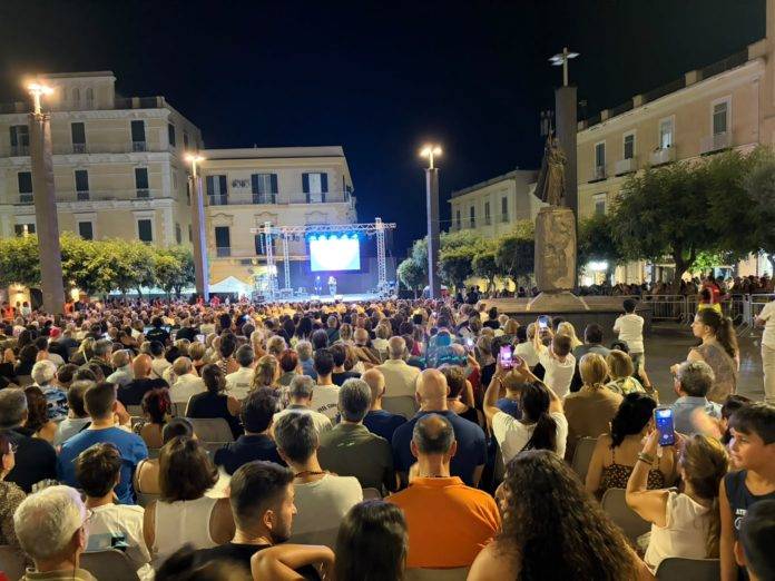 TorRidendo Piazza Torre
