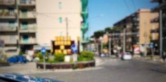 Evade dai domiciliari. Tratto in arresto dalla polizia macchina della polizia