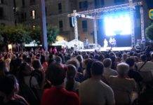 “TorRidendo”: la comicità protagonista a Torre del Greco