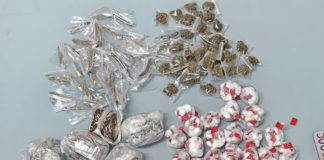 Spaccio nel rione, una donna finisce in manette: arrestata droga