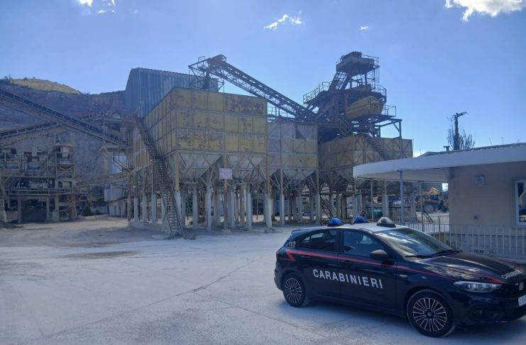 Cava carabinieri
