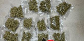 Carabinieri fermano 52enne: trovato più di un chilo di droga droga