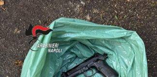Carabinieri sequestrano 3 pistole a salve utilizzate per rapine 3 pistole