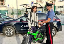 Furto di e-bike. Carabinieri arrestano 51enne trovato su un treno e bike