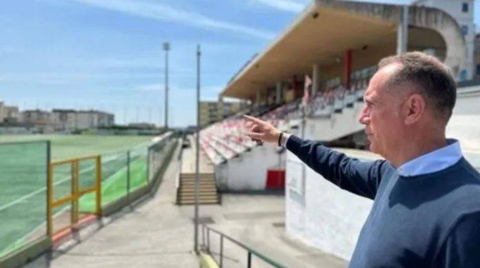 Sindaco Luigi Mennella allo stadio Liguori