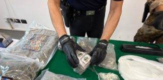 Carabinieri arrestano un 67enne. Trovato con 10 chili di droga droga