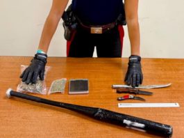 Sequestrati 3 coltelli e 200 grammi di droga, i controlli carabinieri