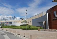 13enne accoltellato al Centro Commerciale Campania