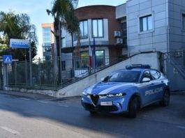 Lavoratore in nero e violazioni sulla sicurezza: sospesa un’attività volante polizia