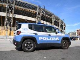 Emessi 3 D.A.C.U.R. nei confronti di tre minorenni volante polizia davanti stadio